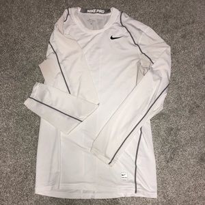 NIKE Pro Long Sleeve Shirt